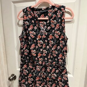 Bundle 2/$20 Ladies floral dress